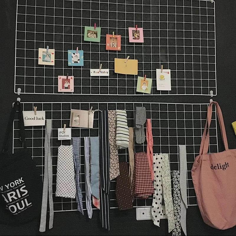 DIY Iron Grid Photo Frame Rack