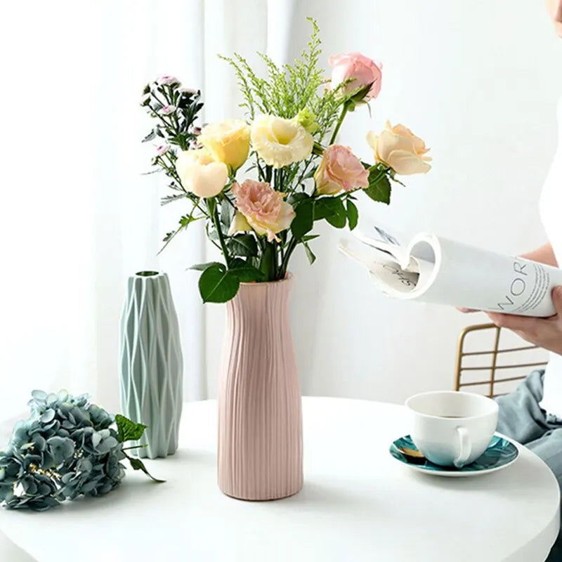 Modern Plastic Flower Vase